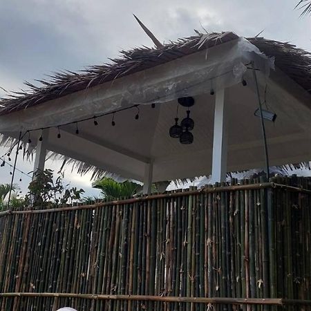 นรดีฮิวล์ รีสอร์ต เขาแผงม้า วังน้ำเขียว Ban Sap Bon (Prachinburi) Exterior foto